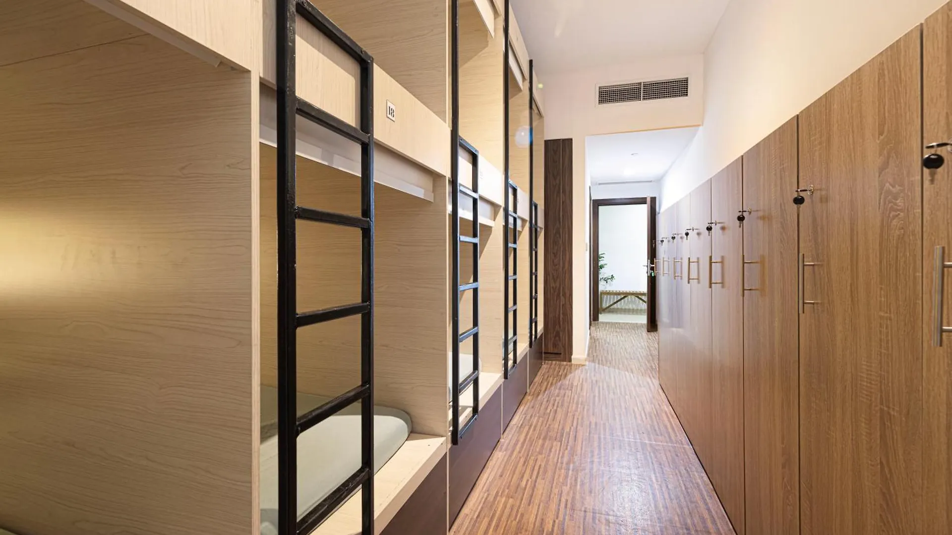 Next'House - Business Bay Central - 5 Min From Burj Khalifa Hostel Dubai