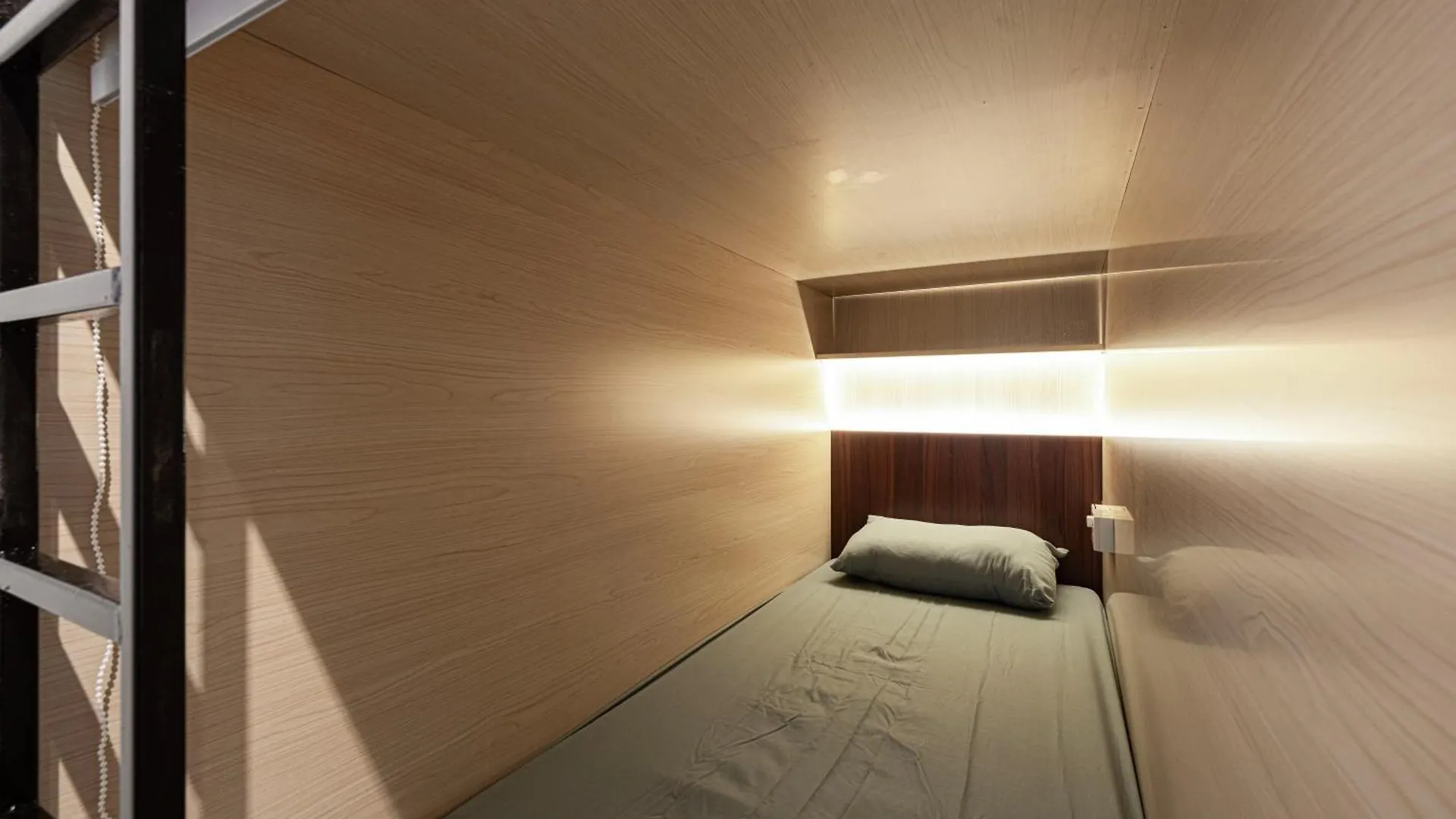 Хостел Next'House - Business Bay Central - 5 Min From Burj Khalifa Дубай ОАЭ