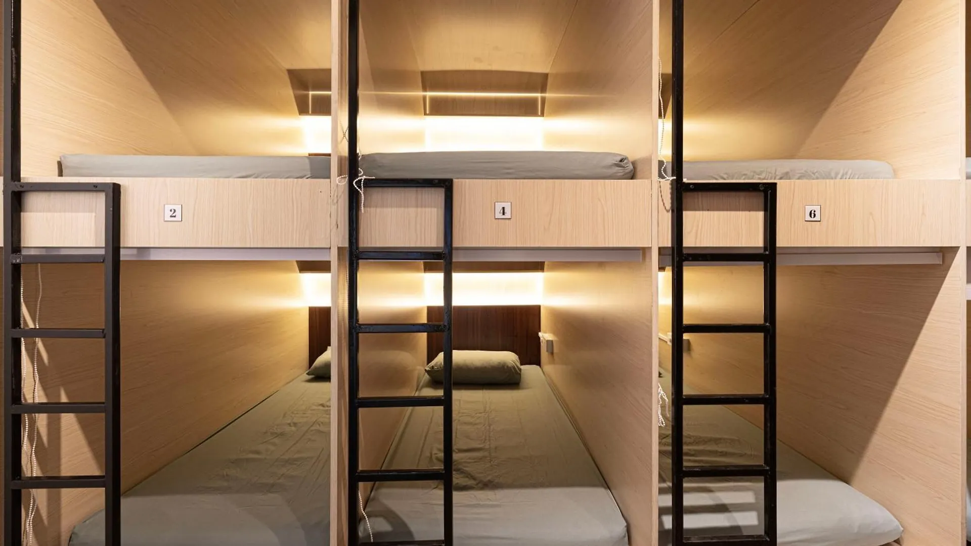 Хостел Next'House - Business Bay Central - 5 Min From Burj Khalifa Дубай